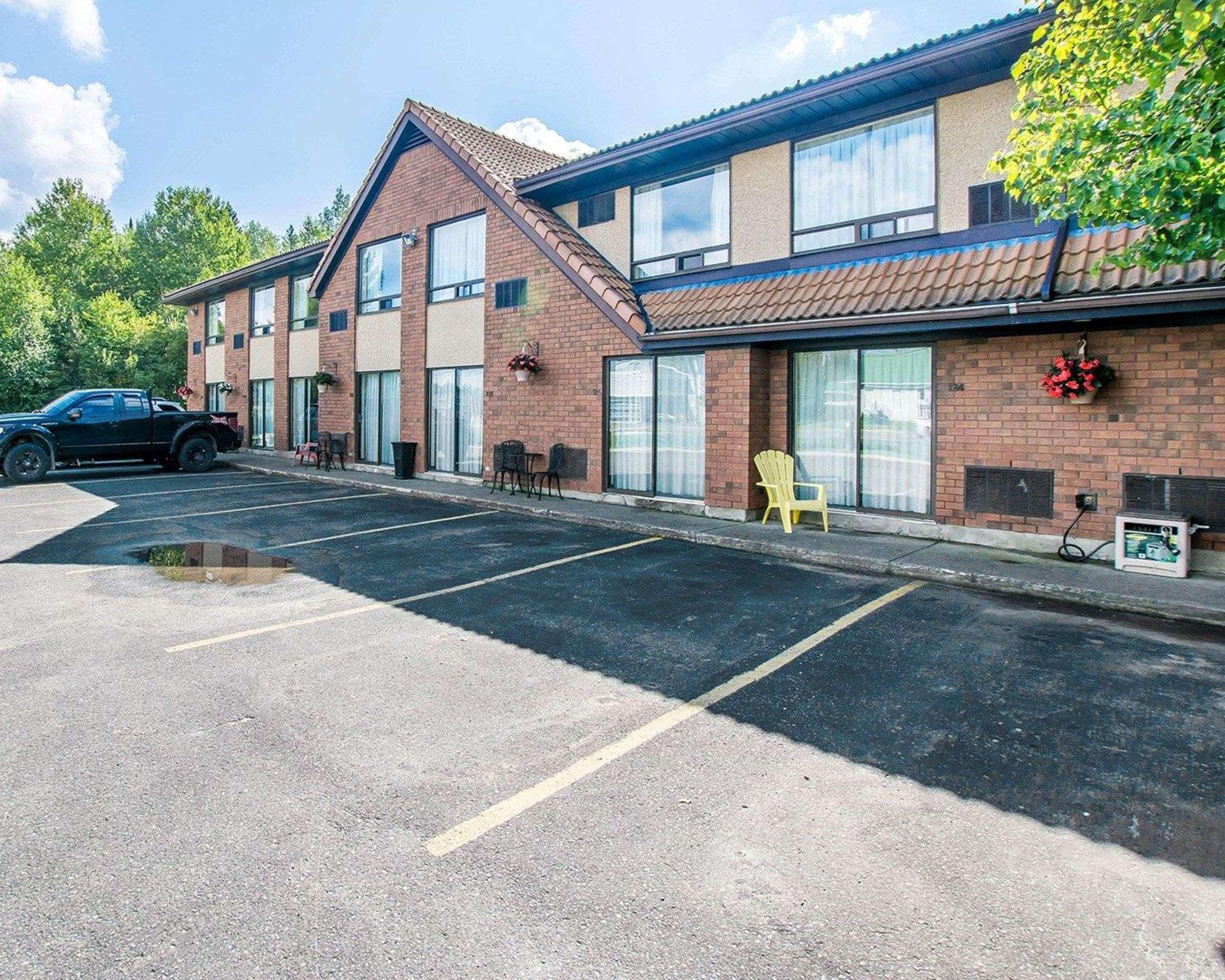 Comfort Inn Kirkland Lake Екстериор снимка