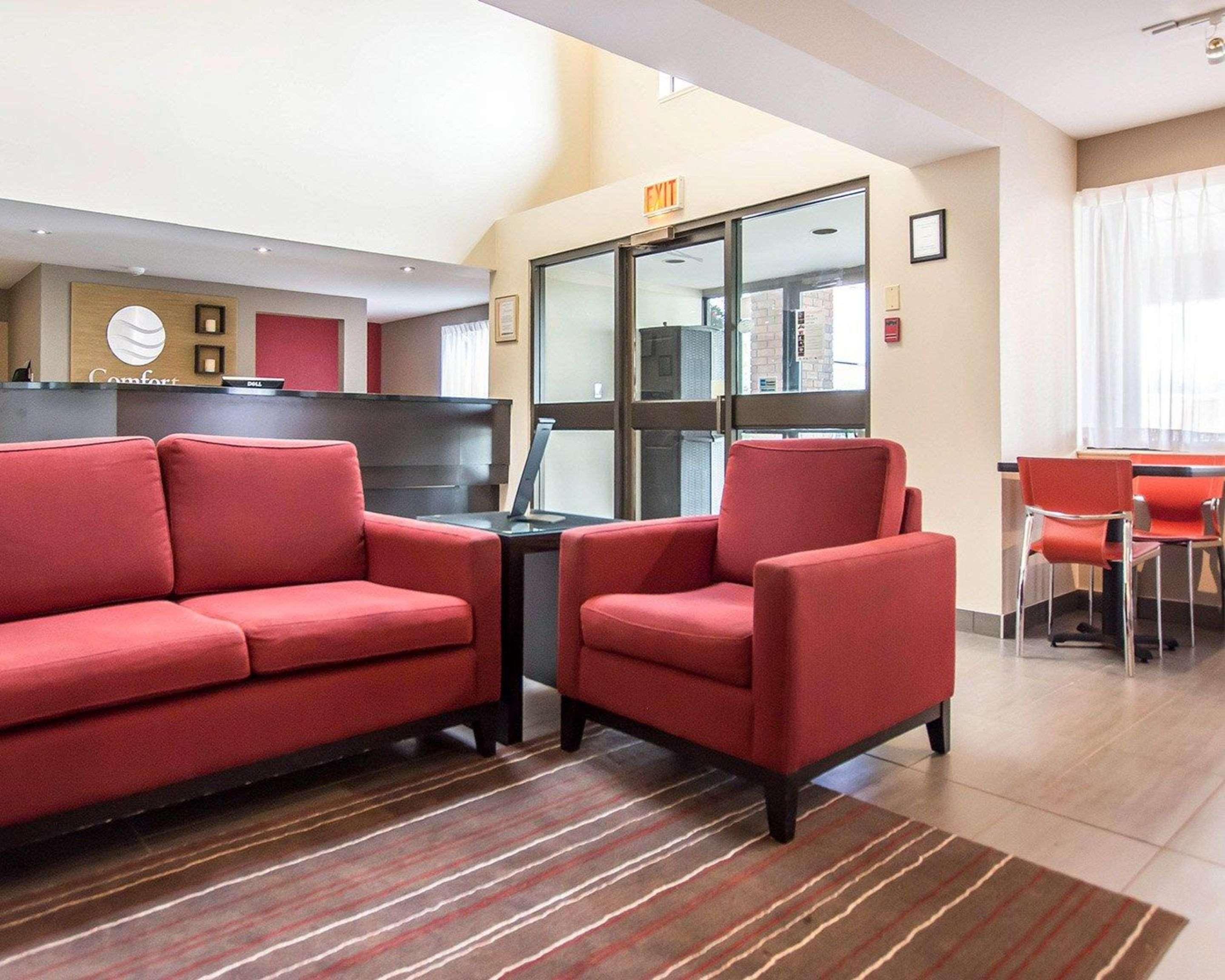 Comfort Inn Kirkland Lake Екстериор снимка